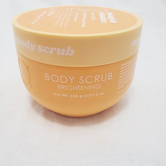 Ciroa Body Scrub, MANGO & VITAMIN C 21.2 oz - Picture 3 of 3